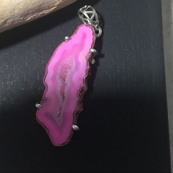 Fleece pink geode Druzy sterling pendant - Picture 5 of 5